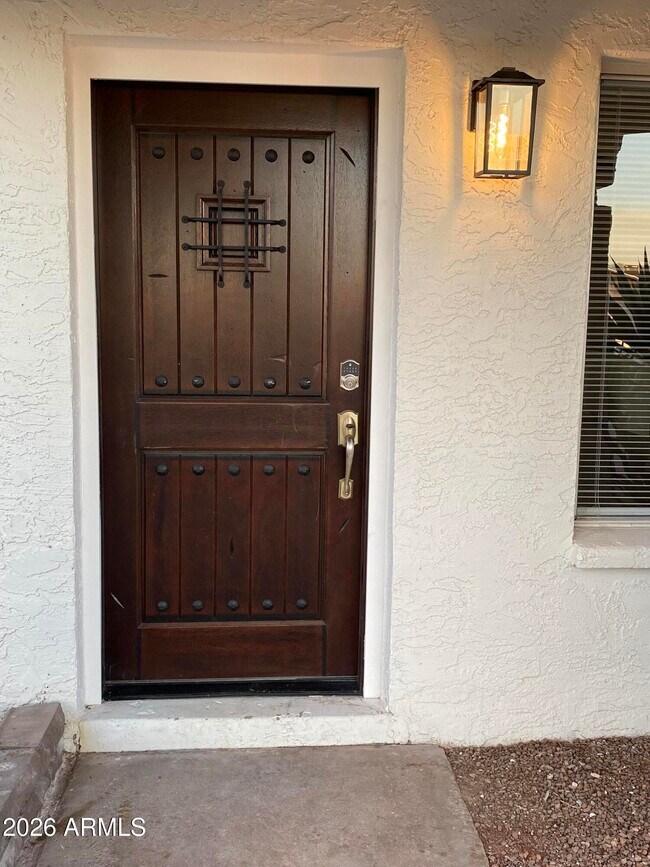 Foto del edificio - 2121 W Sequoia Dr