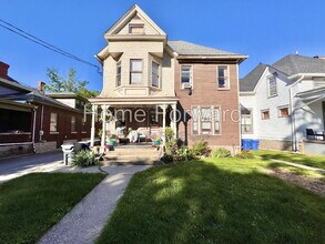 Building Photo - 812 W Maxwell St
