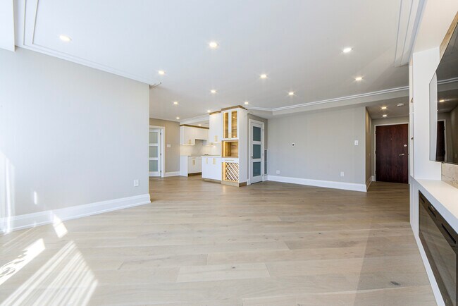 Photo du bâtiment - 500-500 Avenue Rd