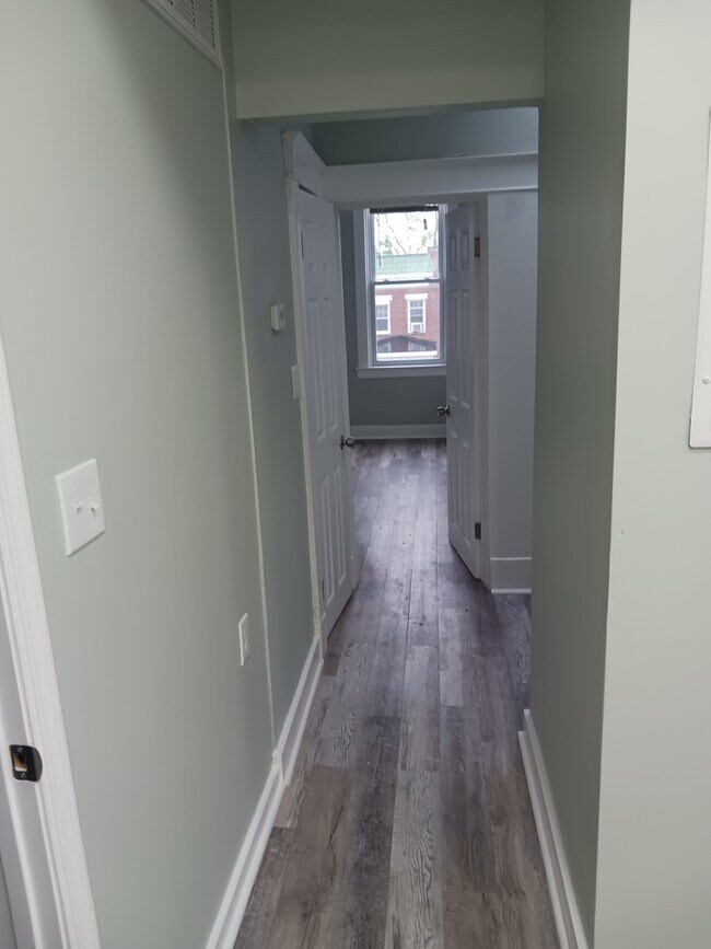 Building Photo - 2613 Park Heights Ter