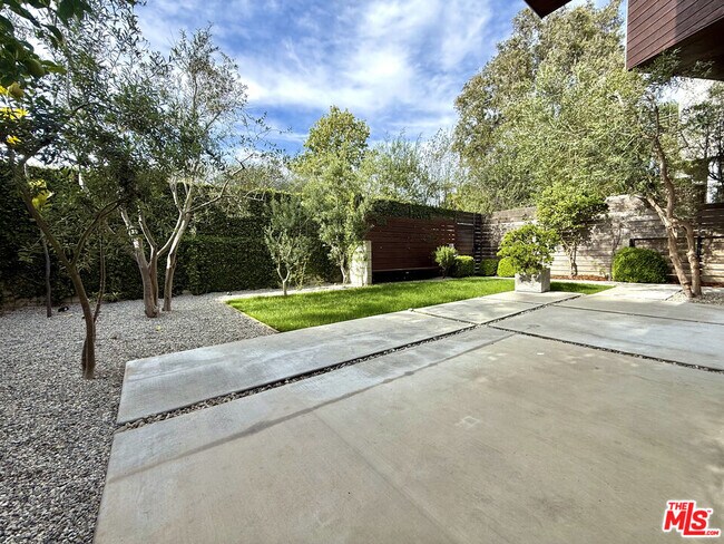 Foto del edificio - 716 Brooks Ave