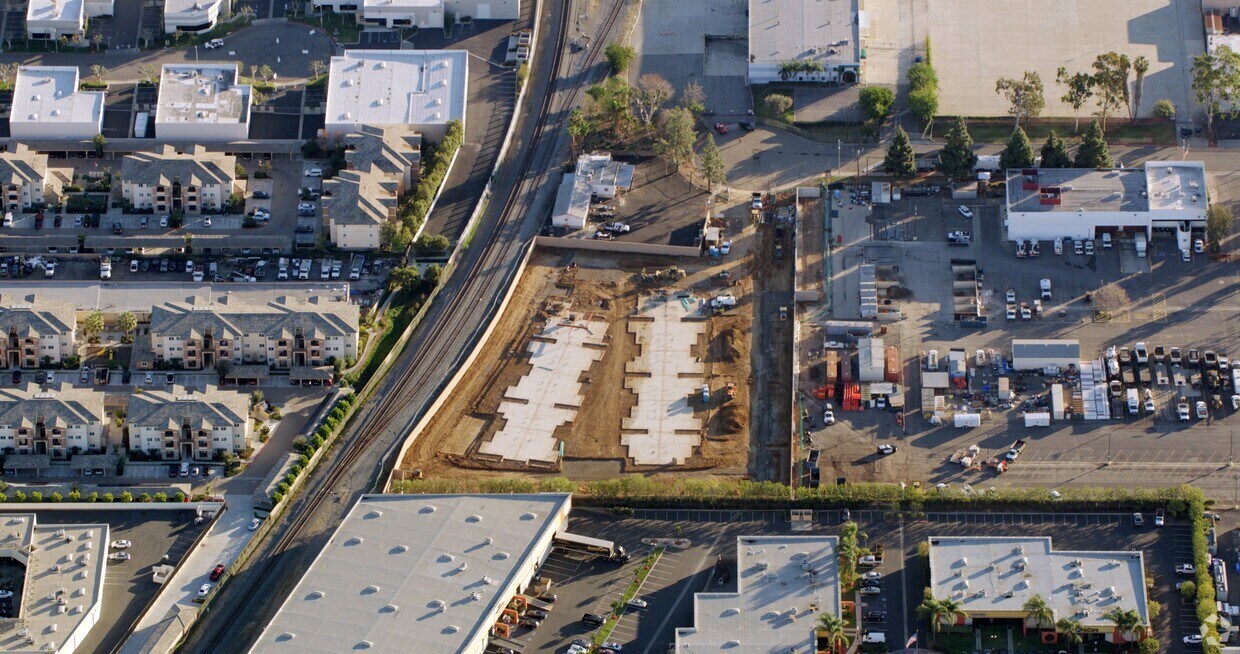 Valencia Garden Apartments Apartments in Orange, CA