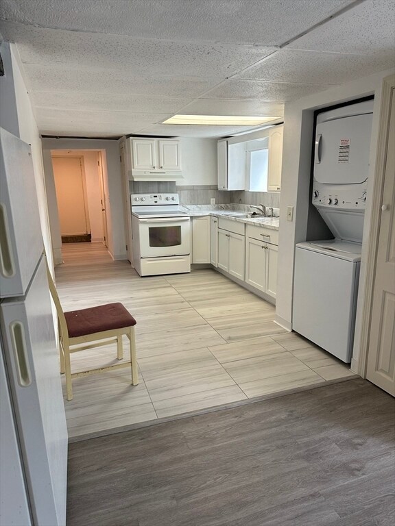 14 Arcadia St Unit B, Revere, MA 02151 Room for Rent in Revere, MA