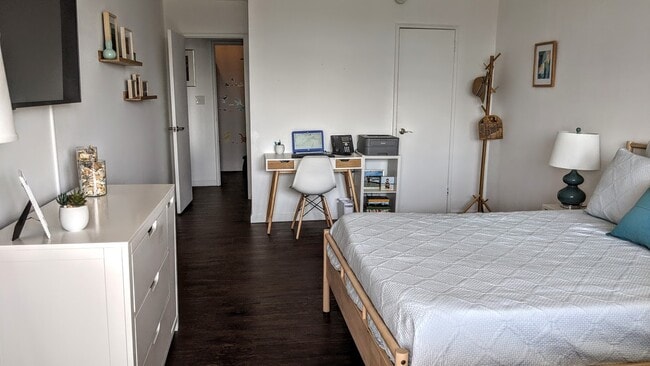 Building Photo - 675 Ocean Ave