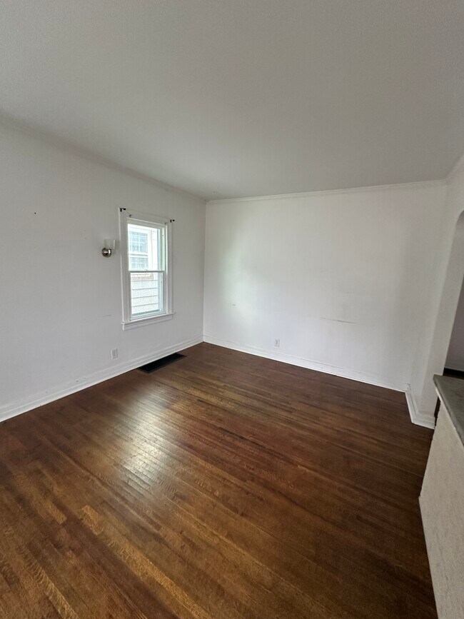 Foto del edificio - 1205 E Louisiana St