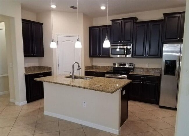Building Photo - 3/2 Moss Park Orlando-AVAILABLE 08/14/2026