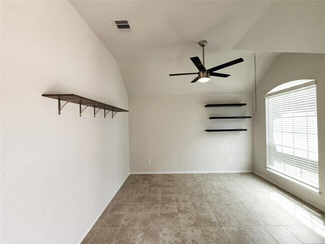Foto del edificio - 5131 Spring Terrace Ln