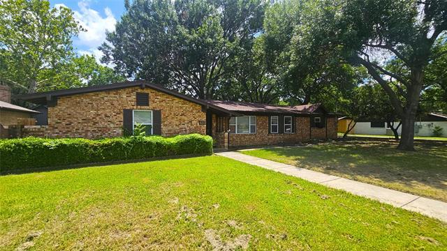 Building Photo - 425 Mimosa Dr