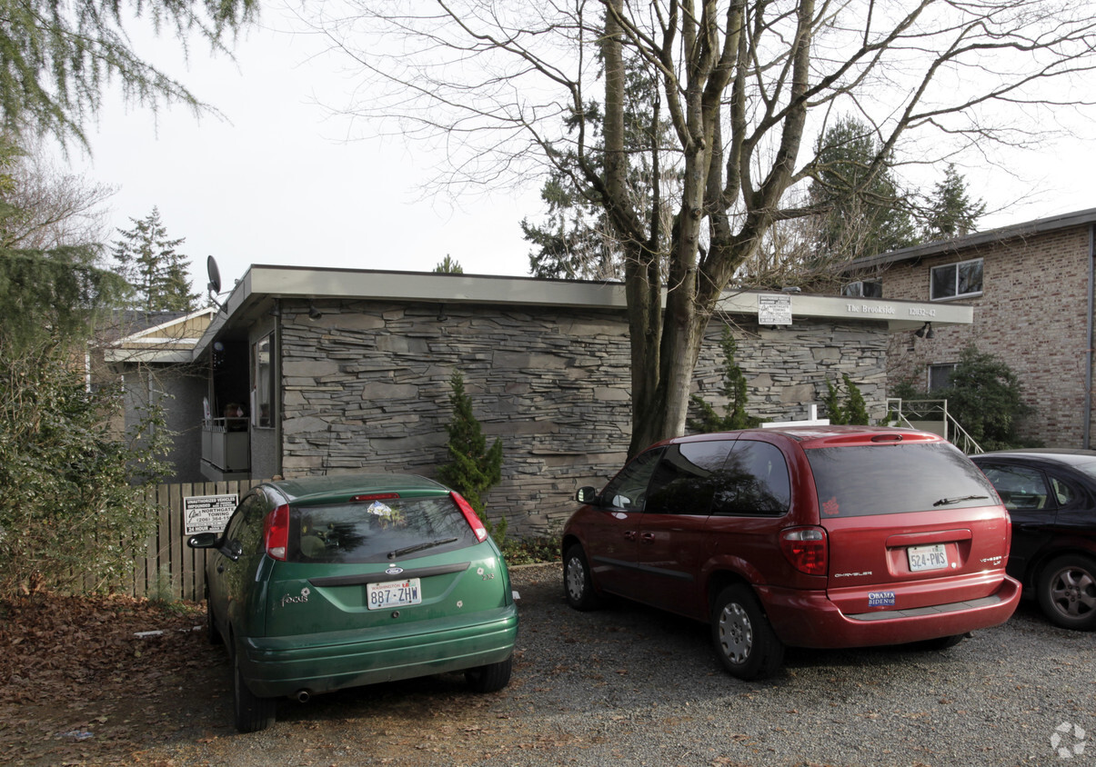 Primary Photo - Brookside Apartments