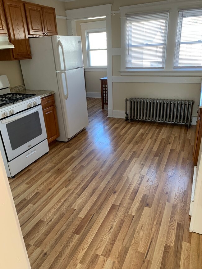 Cocina - 634 Main St