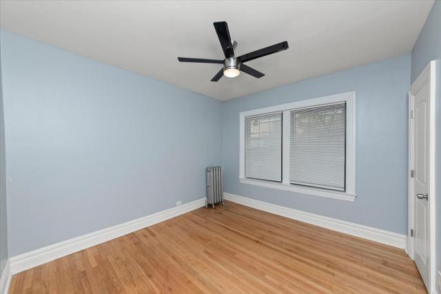Building Photo - 2 bedroom in Chicago IL 60615