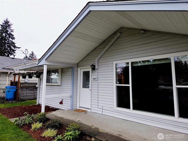 Building Photo - 16850 Palatine Ave N