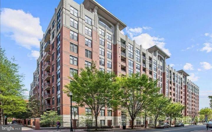 Foto del edificio - 1021 N Garfield St