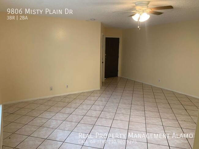 Building Photo - 9806 Misty Plain Dr