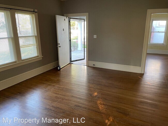 Foto del edificio - 3 br, 1 bath House - 627 Kirby Place