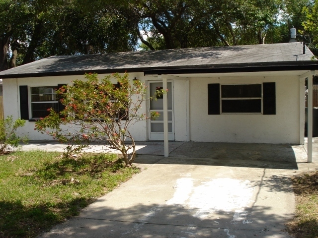 Building Photo - Cute 3bdrm/1bath ***new photos coming soon***