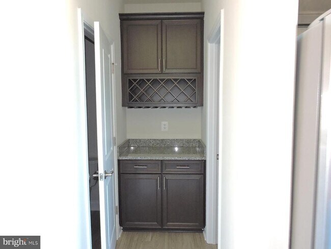 Building Photo - 35120 Wright Way