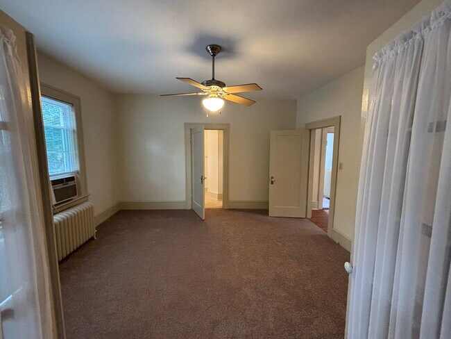 Foto del edificio - 1507 Hampton Ave SW