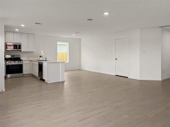 Building Photo - 12430 Wild Strawberry Rd