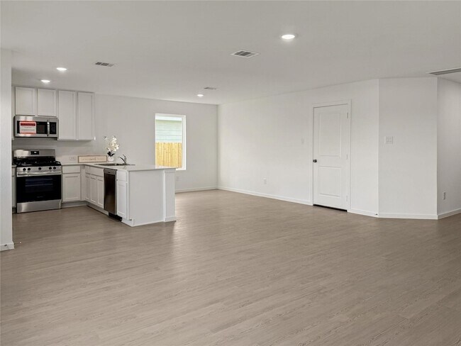 Foto del edificio - 12430 Wild Strawberry Rd