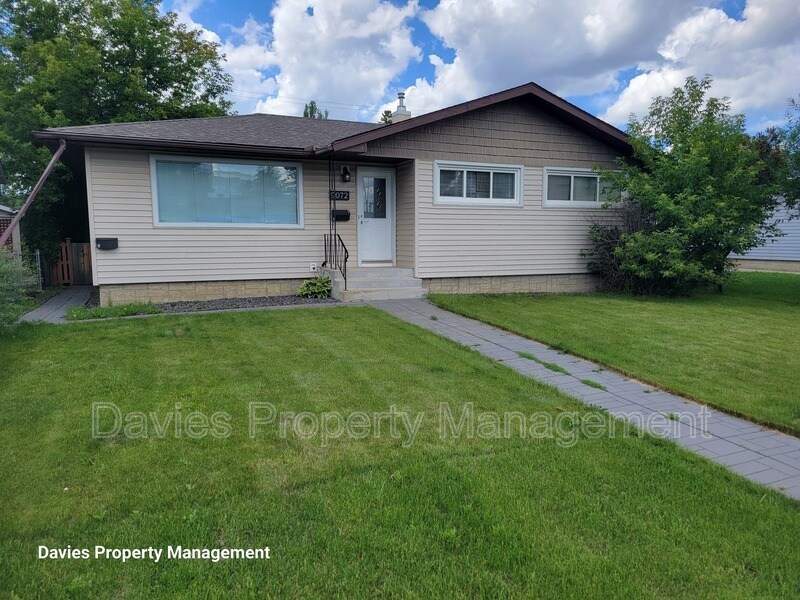 Primary Photo - 9072-9052 52 St NW