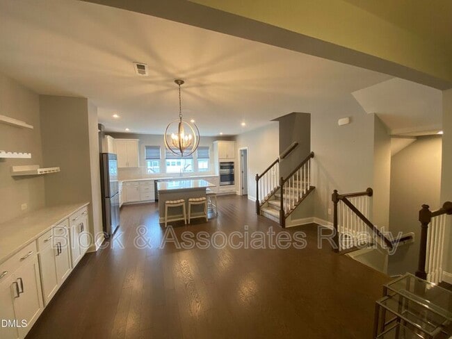 Building Photo - 806 Grafton Peak Ln