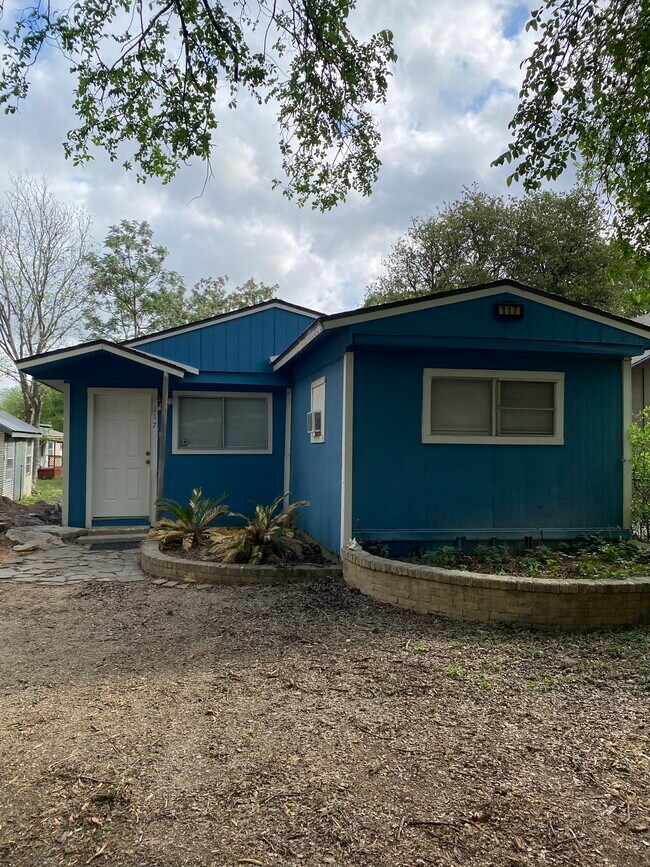 Foto del edificio - 117 Lucy Ln