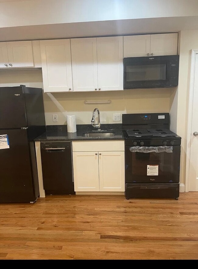 Foto del edificio - 1141 Owen Pl NE