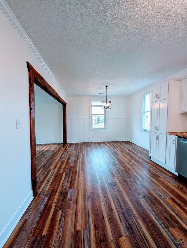 Foto del edificio - 1108 Washington St