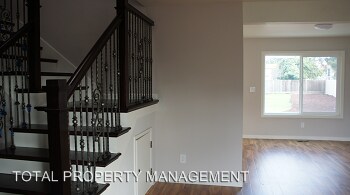 Building Photo - 5 br, 2.5 bath House - 696 GLEN COURT