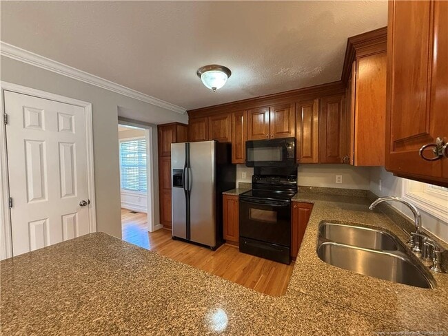 Building Photo - 32 Carteret Ct