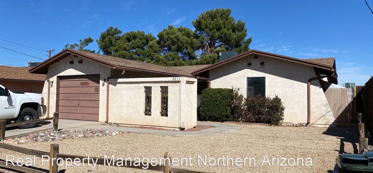 Primary Photo - 2 br, 2 bath House - 2011 Pacific Ave.