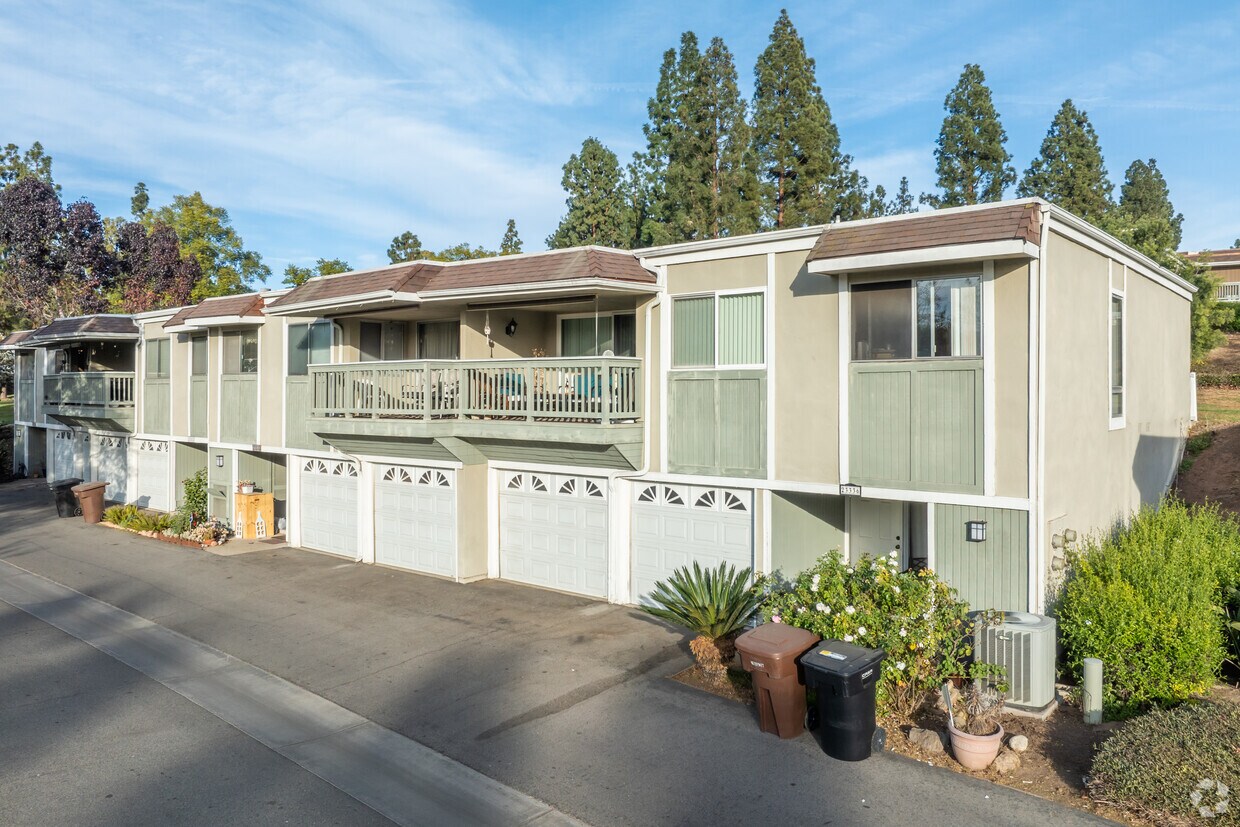 Primary Photo - Laguna Village