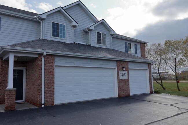 Building Photo - Spectacular 3 Bedroom Condo in Mount Pleasant