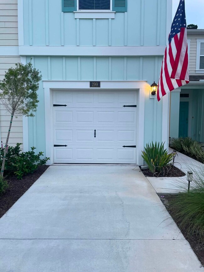 Foto del edificio - 299 Seaport Breeze Rd