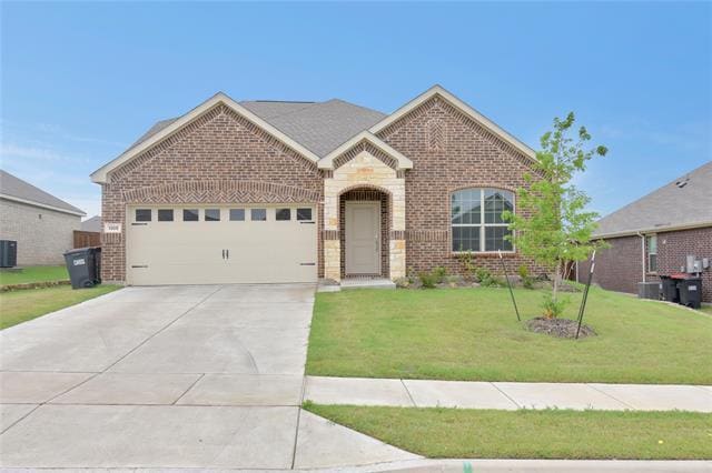 Building Photo - 1305 Blue Spg Dr