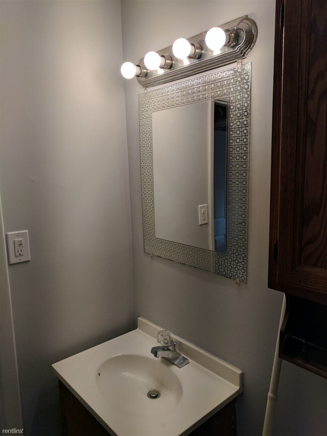 Foto del edificio - 3 br, 1 bath House - 30057 Avondale St