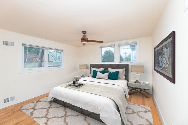 Foto del edificio - 796 Broadway