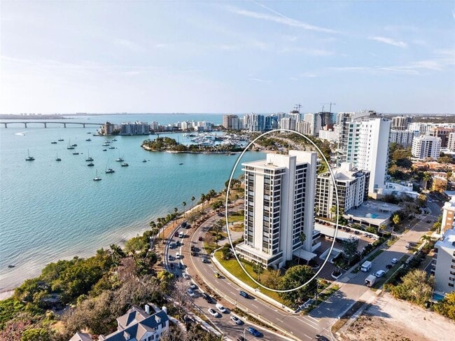 Foto del edificio - 770 S Palm Ave
