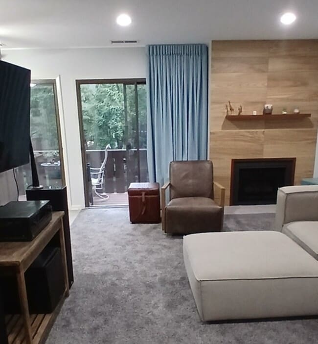 Building Photo - 373 Ferndale Ct