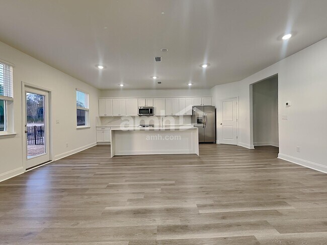 Building Photo - 168 Portside Pk Dr