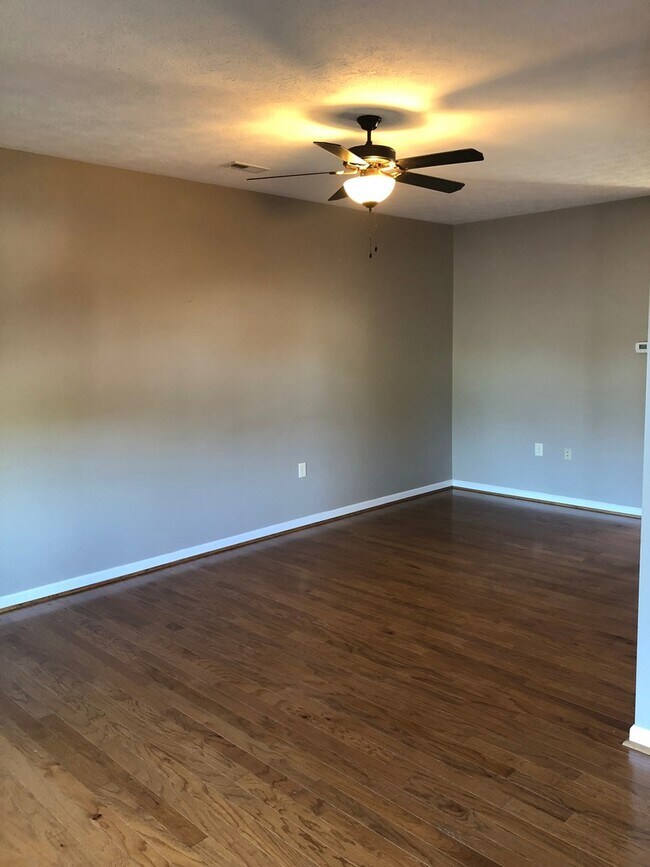 Photo - Townhouse for Rent in Mount Crawford