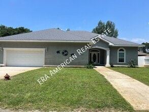 Building Photo - 305 Tarpon Rd
