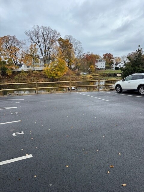 Foto del edificio - 265 East Ave