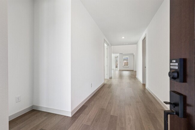Building Photo - 3333 Woodrose Orchard Dr