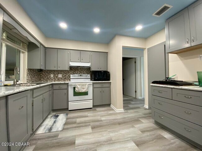 Building Photo - 42 Black Bear Ln