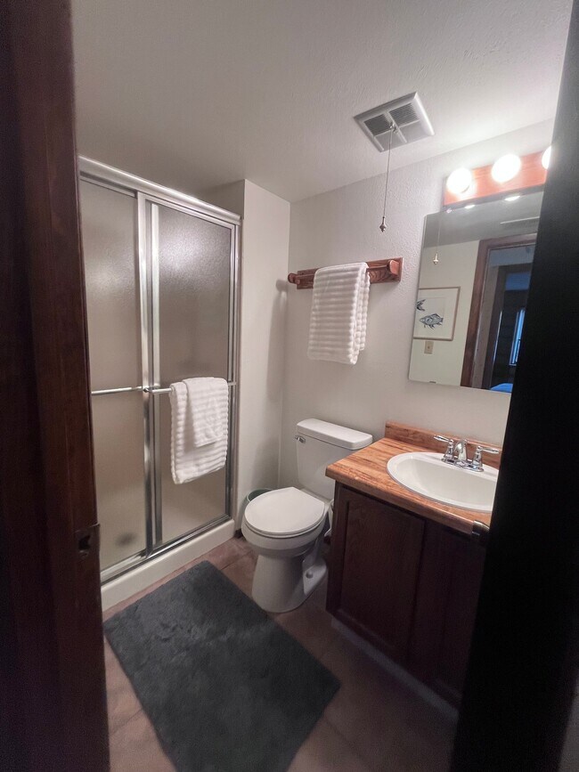 Foto del edificio - 5200 Villa View Dr