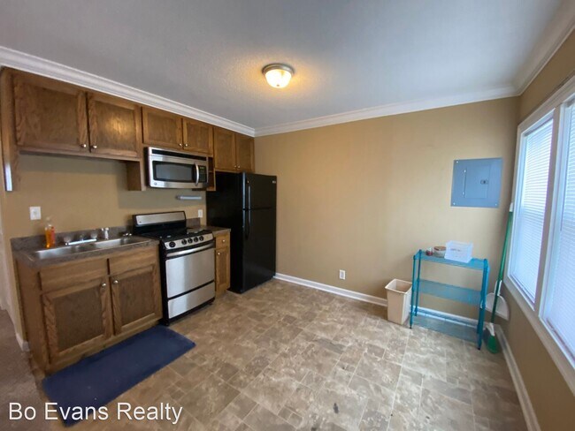 Building Photo - 1 br, 1 bath House - 1842 US Hwy 31 N Apt....