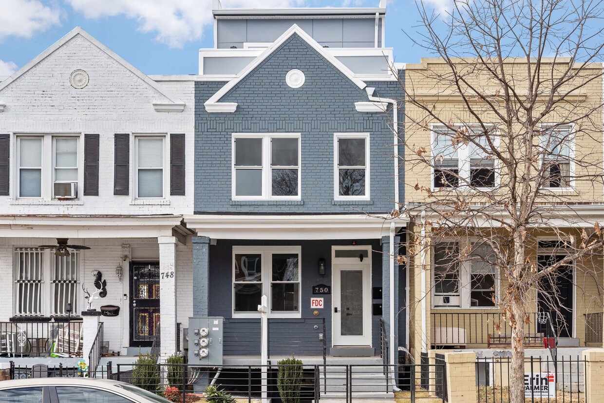 Photo - 750 19th St NE #1