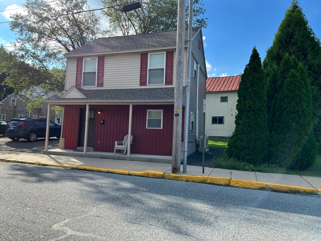 7 N Walnut St, Boyertown, PA 19512 House Rental in Boyertown, PA
